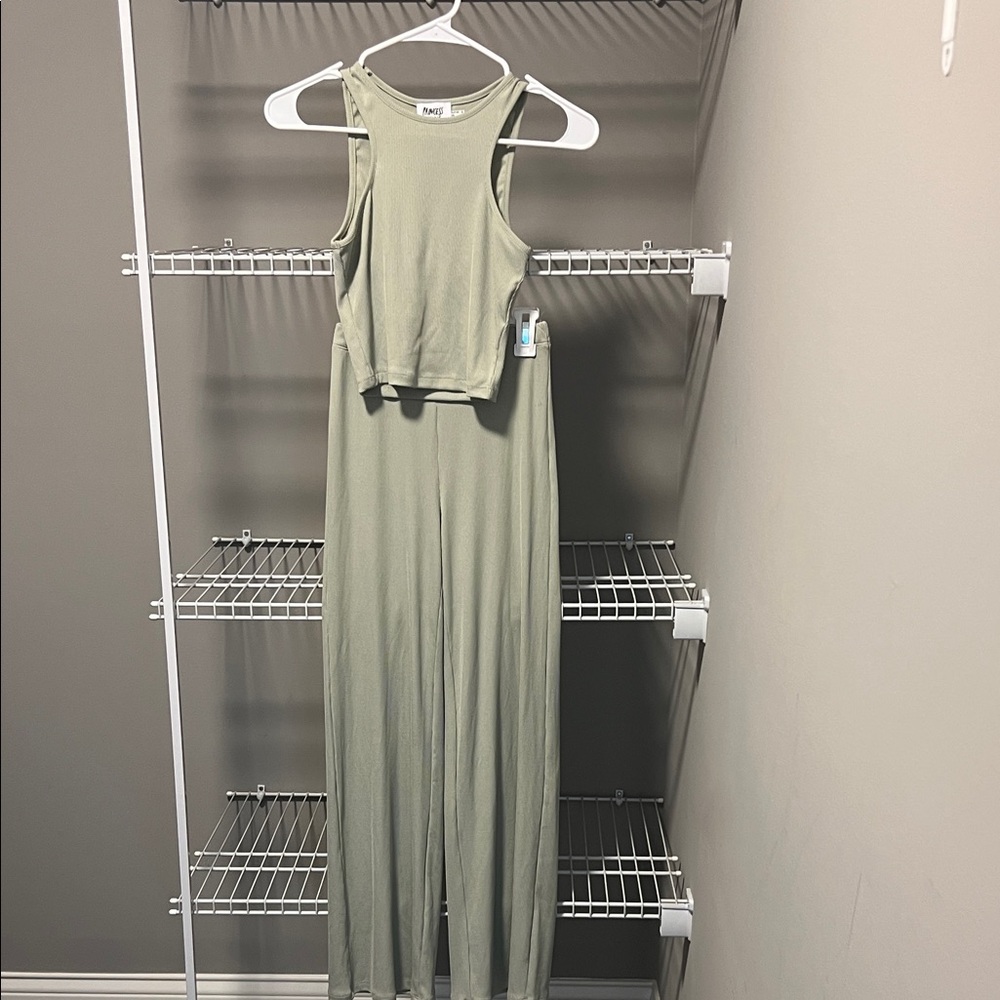 Princess Polly Olive Tank and Pant Set Size 0